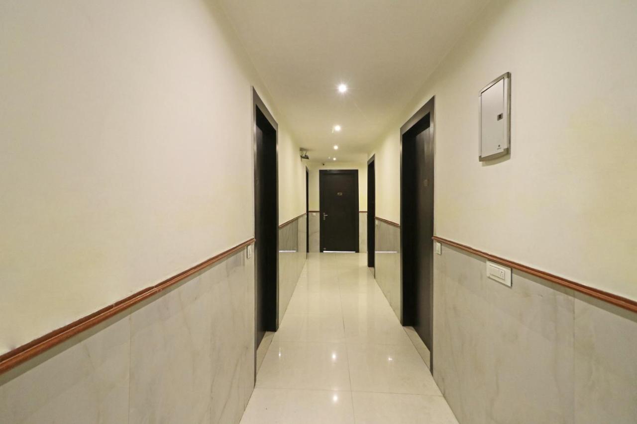 Hotel PREMIER SUITES Neu-Delhi Exterior foto
